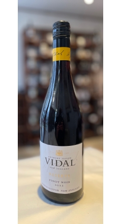 Vidal Reserve Pinot Noir 2022 Image 1